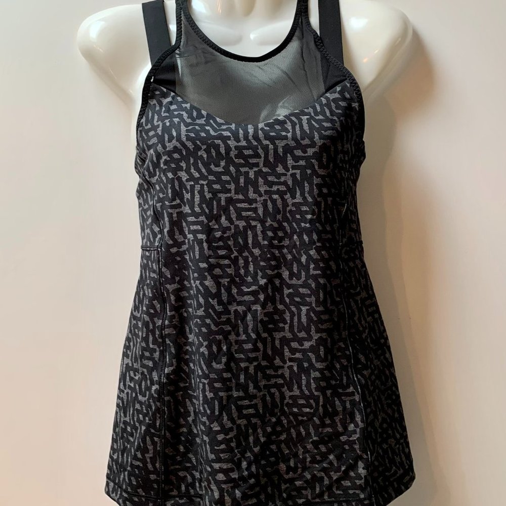 lululemon Running In The City Tank Built-in Bra Mesh Black/Grey Sz4